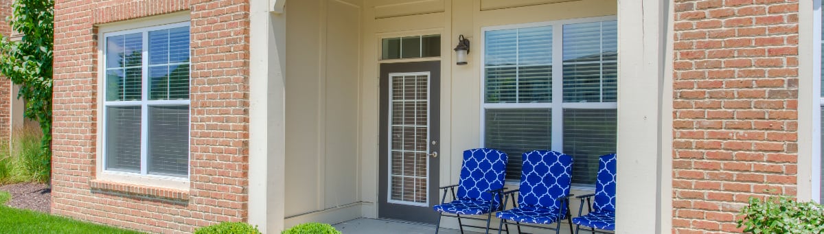Patio seating in Noblesville apartments